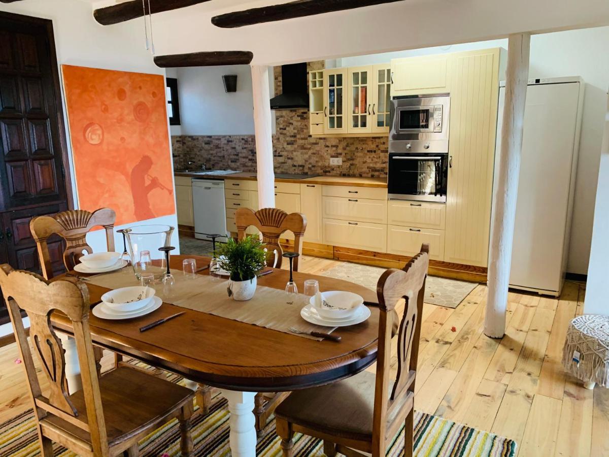 Beautiful 3-Bed Vacation House In Mácher Exterior foto